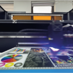 Impressão UV em Goiânia – Alta Durabilidade, Qualidade Premium e Acabamento Profissional